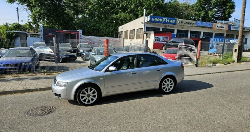 Audi A4 cena 16999 przebieg: 269800, rok produkcji 2003 z Trzebiatów małe 407